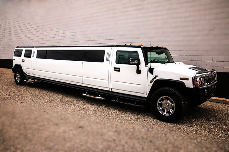 Hummer limousine exterior